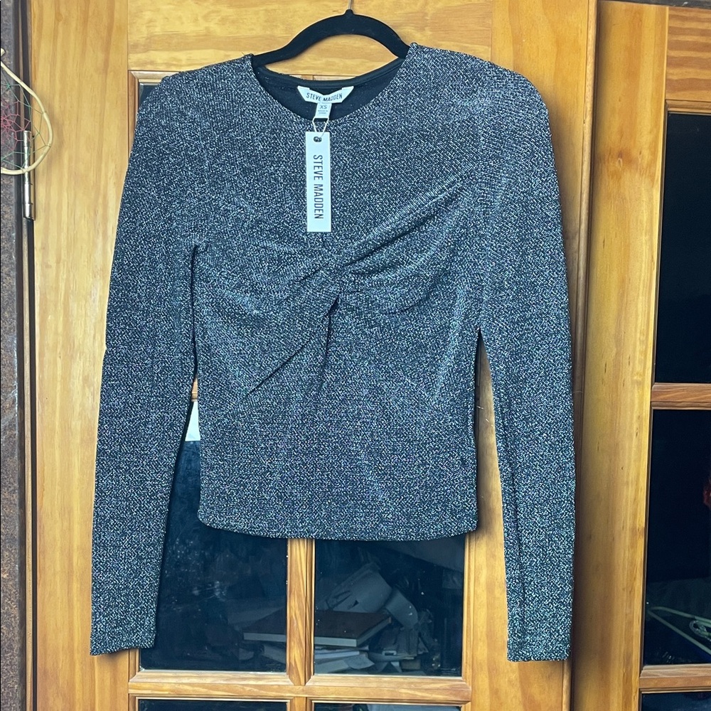 NWT Steve Madden Metallic Gray Long Sleeve Top, Size XS